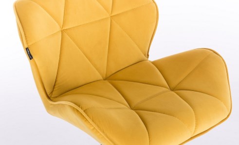żółty welur tapicerka pikowana styl skandynawski meble